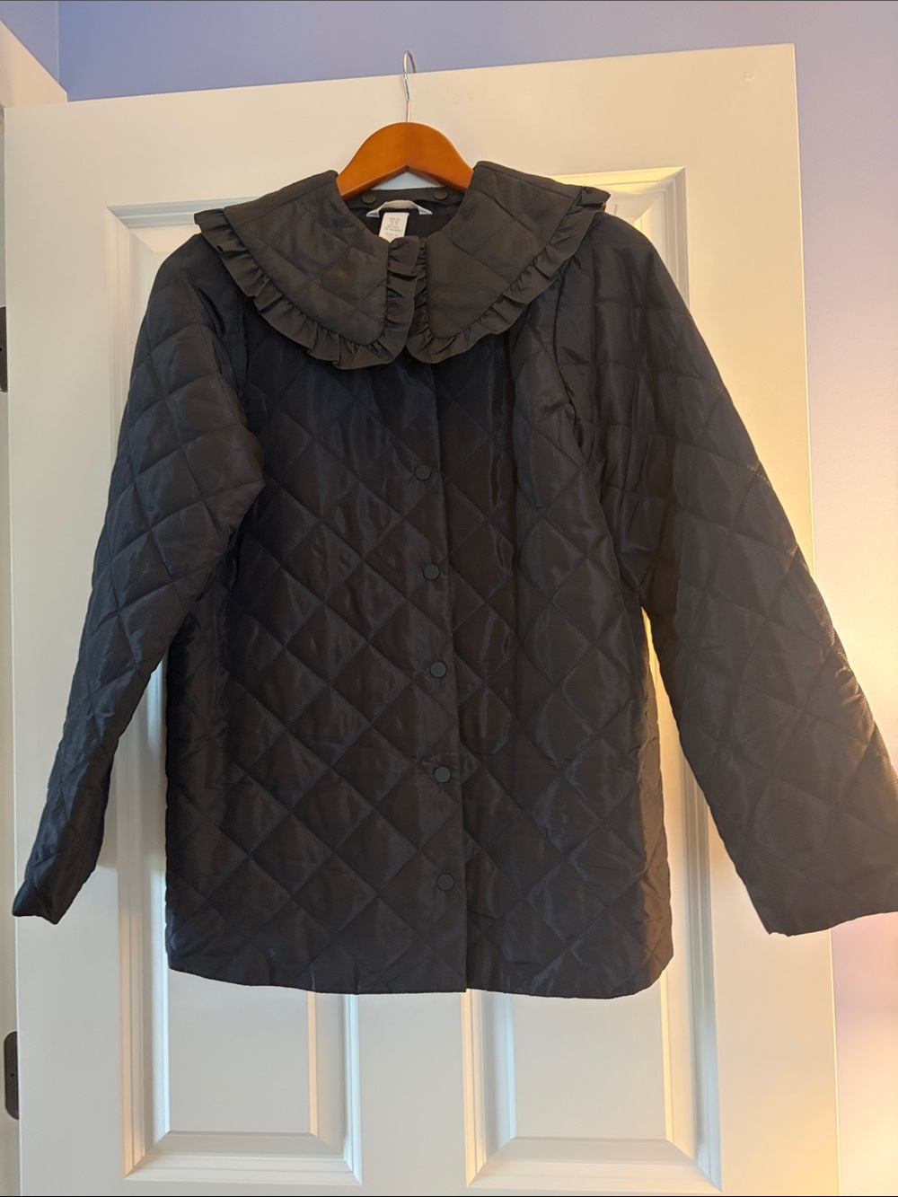 Womens H&M Quilted Ruffle Collar Nylon Jacket - Black